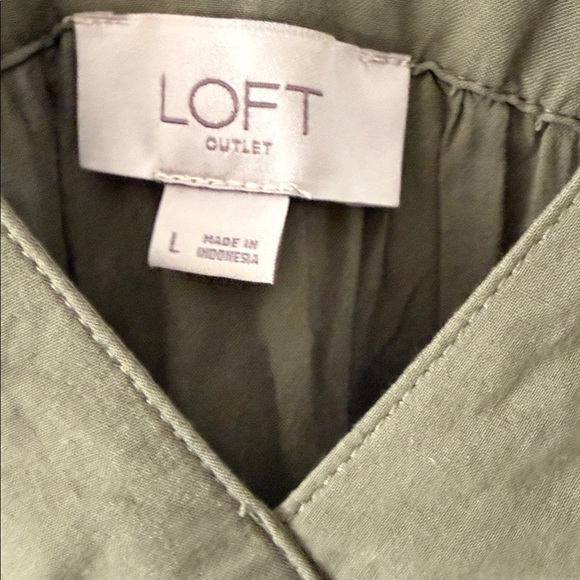 LOFT top - Picture 3 of 3